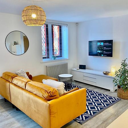 צ'סטר Boutique Chapel Apartment Within City Walls מראה חיצוני תמונה